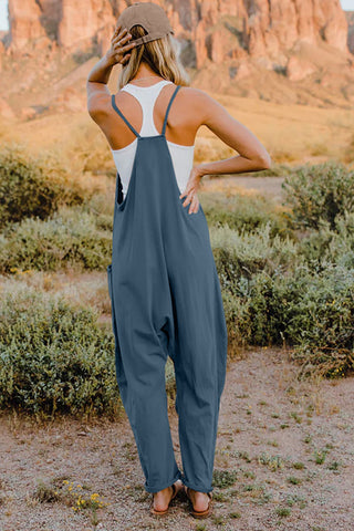 Double Take Full Size V-Neck Sleeveless Jumpsuit with Pockets Trendsi Double Take Full Size V-Neck Sleeveless Jumpsuit with Pockets Trendsi