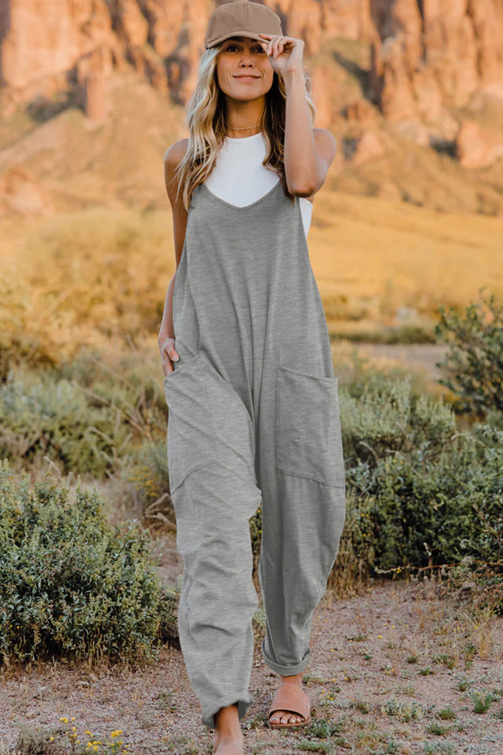 Double Take Full Size V-Neck Sleeveless Jumpsuit with Pockets Trendsi Double Take Full Size V-Neck Sleeveless Jumpsuit with Pockets Trendsi