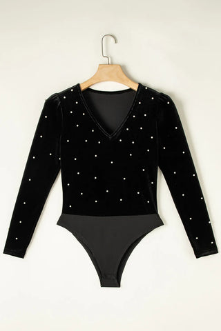 Pearl Detail V-Neck Long Sleeve Bodysuit Trendsi Pearl Detail V-Neck Long Sleeve Bodysuit Trendsi
