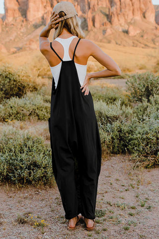 Double Take Full Size V-Neck Sleeveless Jumpsuit with Pockets Trendsi Double Take Full Size V-Neck Sleeveless Jumpsuit with Pockets Trendsi