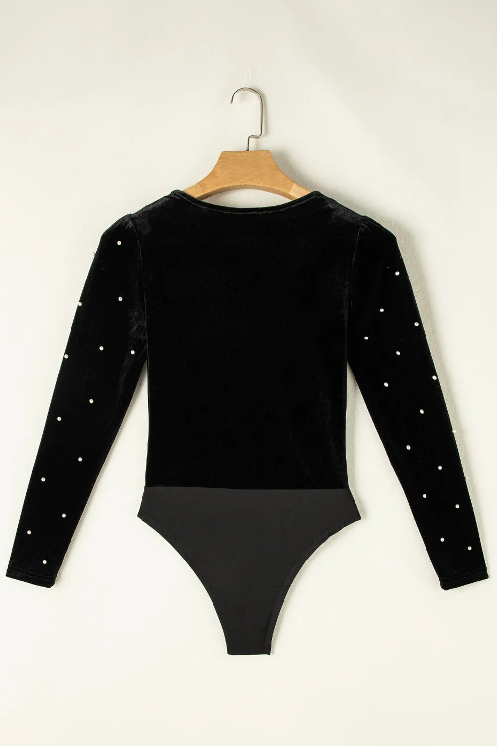 Pearl Detail V-Neck Long Sleeve Bodysuit Trendsi