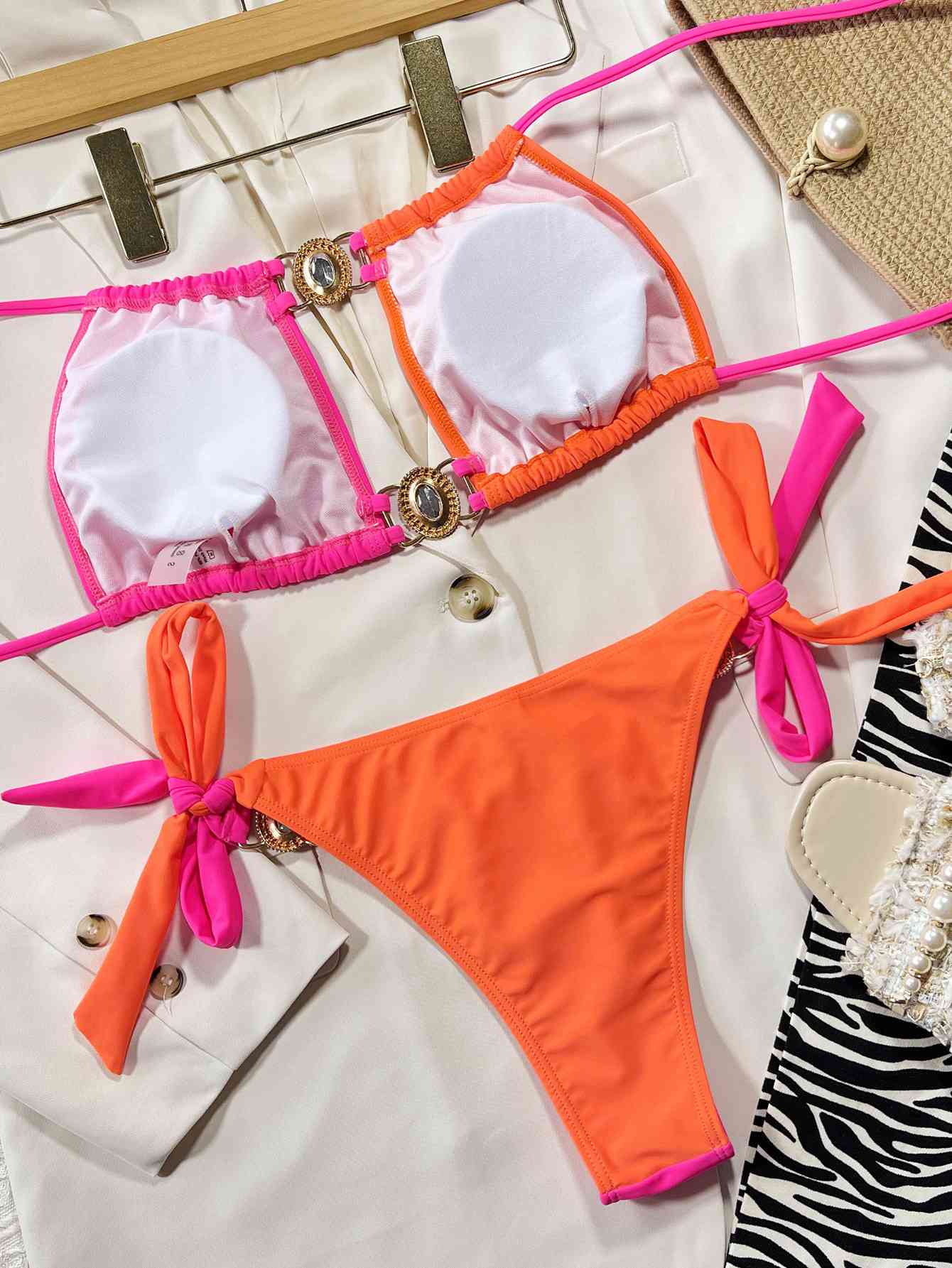 Color Block Tied Halter Neck Bikini Set Trendsi